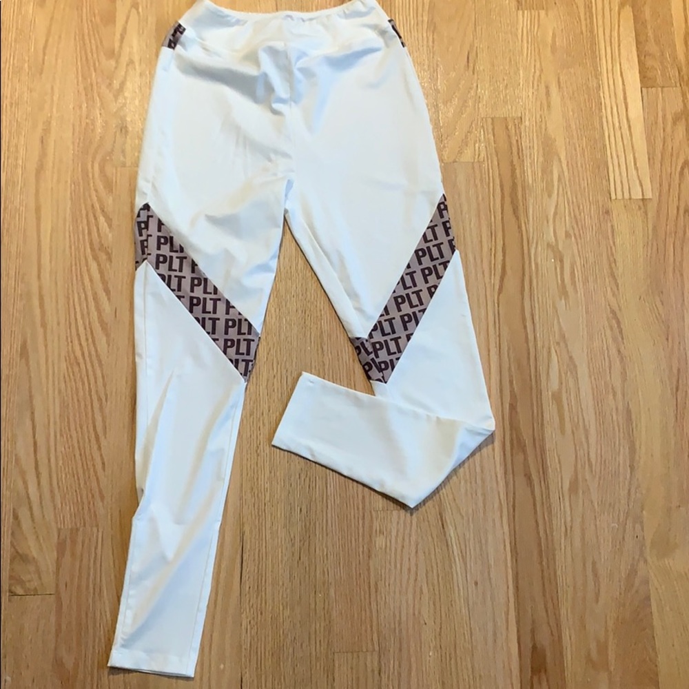 PLT gym leggings